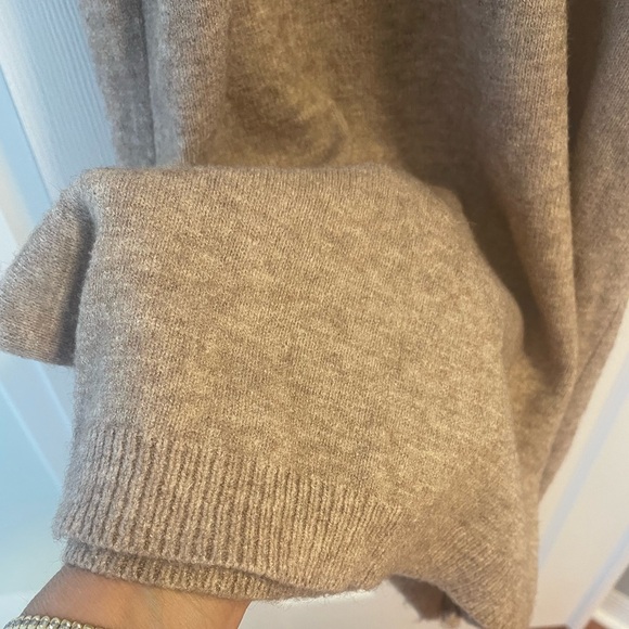 Oversized Turtleneck Knit Maxi Dress in size Large - Picture 5 of 11